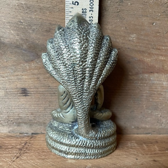 Vintage Solid Brass Buddha on Naga Throne - Picture 4 of 4